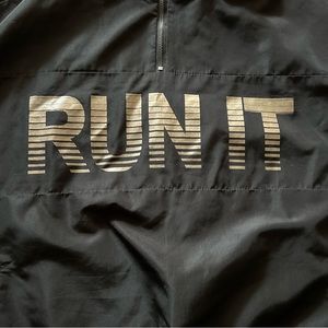 Run it! Black wind/running Jacket